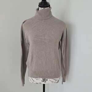 H&M Women's Beige Turtleneck Sweater
